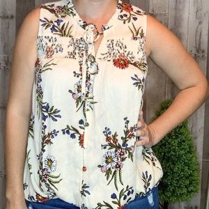 Floral Button Up Top